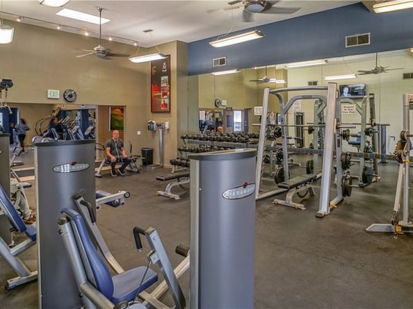 5515 Canoga 318, Woodland Hills CA 91367