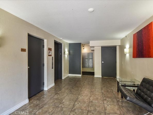 5515 Canoga 318, Woodland Hills CA 91367