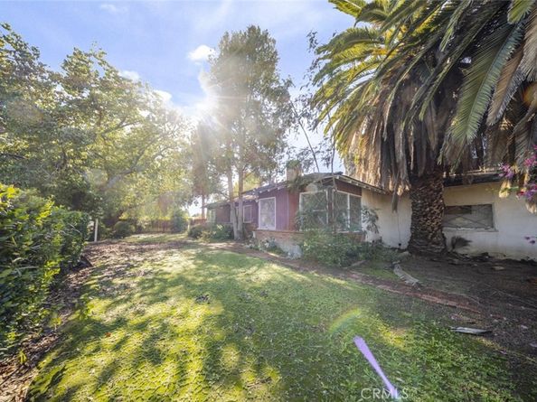 7719 Yolanda Avenue, Reseda CA 91335