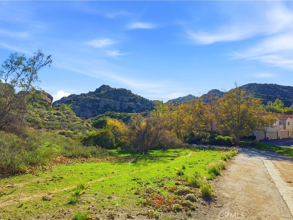 22350 Heritage Pass, Chatsworth CA 91311