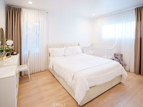 15500 Chatsworth Street, Mission Hills CA 91345