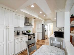 11968 Rossiter, Sylmar CA 91342