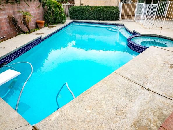 11968 Rossiter, Sylmar CA 91342