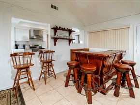 11968 Rossiter, Sylmar CA 91342