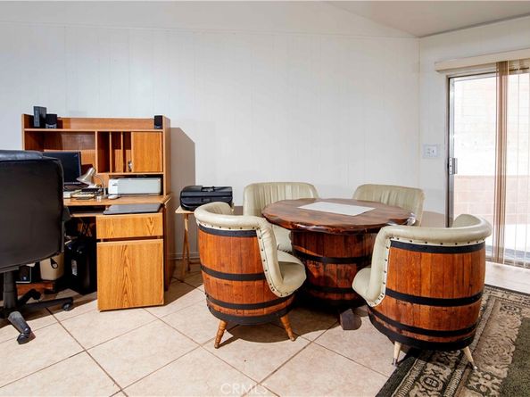 11968 Rossiter, Sylmar CA 91342