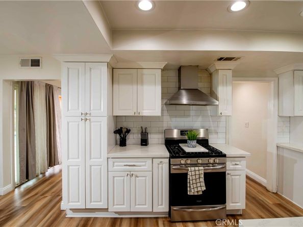 11968 Rossiter, Sylmar CA 91342