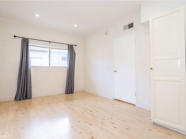 6255 Woodman ave Unit 207, Valley Glen CA 91401