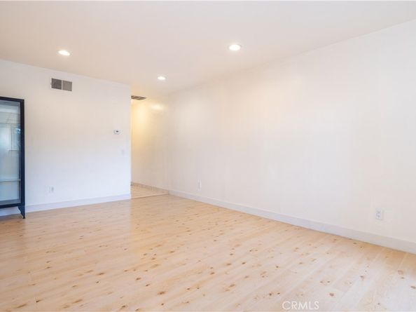 6255 Woodman ave Unit 207, Valley Glen CA 91401