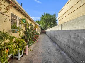 418 E 120th Street, Los Angeles CA 90061