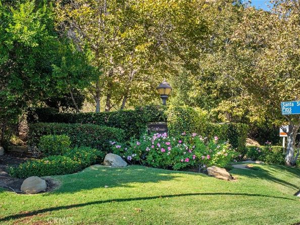 11383 Old Ranch Circle, Chatsworth CA 91311