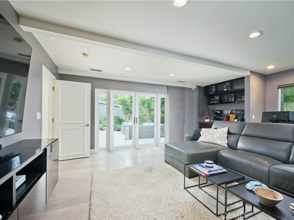 4719 Tyrone, Sherman Oaks CA 91423