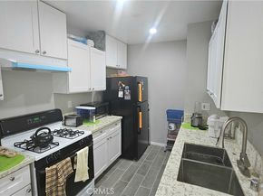 17900 Sherman Way 226, Reseda CA 91335