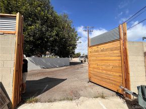 6431 E El Roble, Long Beach CA 90815