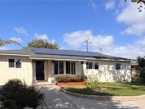 6431 E El Roble, Long Beach CA 90815