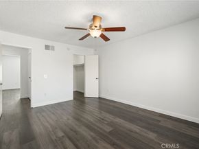 22038 Vanowen St. 215, Woodland Hills CA 91303