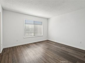 22038 Vanowen St. 215, Woodland Hills CA 91303