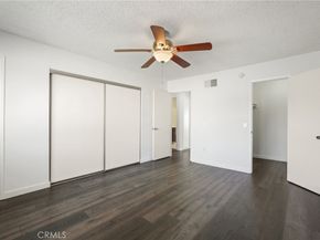 22038 Vanowen St. 215, Woodland Hills CA 91303