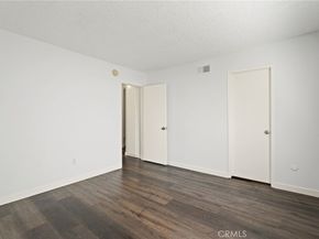 22038 Vanowen St. 215, Woodland Hills CA 91303