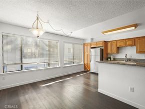 22038 Vanowen St. 215, Woodland Hills CA 91303