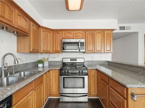 22038 Vanowen St. 215, Woodland Hills CA 91303