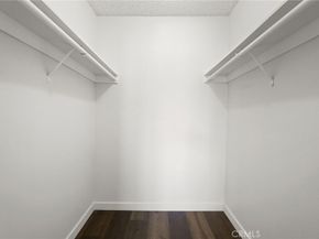 22038 Vanowen St. 215, Woodland Hills CA 91303