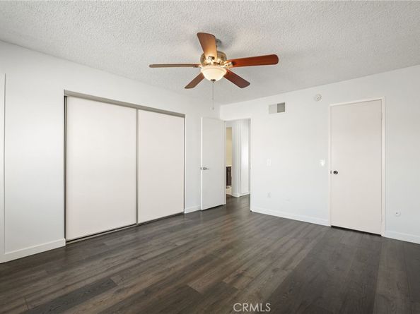 22038 Vanowen St. 215, Woodland Hills CA 91303