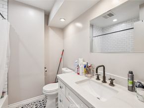 312 N Louise Street 210, Glendale CA 91206