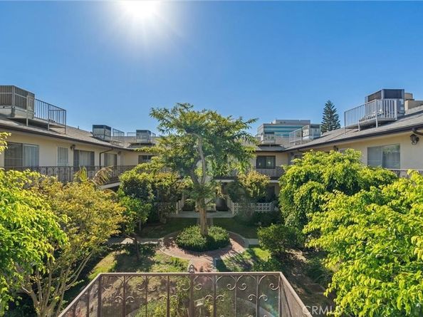 312 N Louise Street 210, Glendale CA 91206