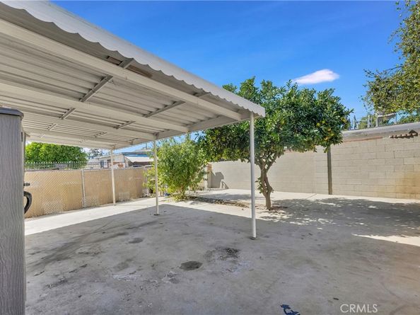 11023 Laurel Canyon Boulevard, San Fernando CA 91340