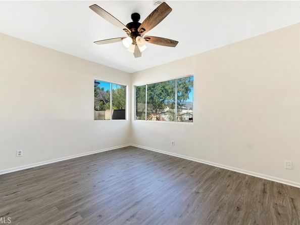 11023 Laurel Canyon Boulevard, San Fernando CA 91340