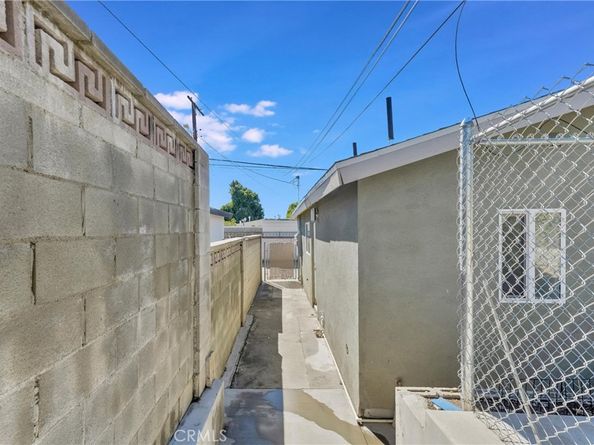 11023 Laurel Canyon Boulevard, San Fernando CA 91340