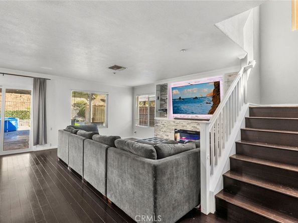 13204 Alta Vista Way, Sylmar CA 91342