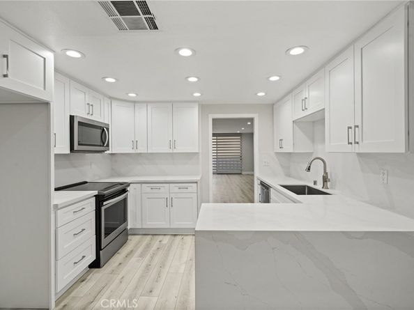 19029 Nordhoff Street 103, Northridge CA 91324