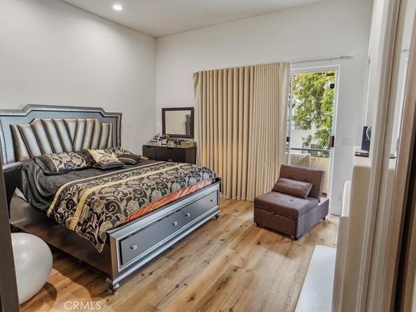 1819 Holmby Ave 104, Los Angeles CA 90025