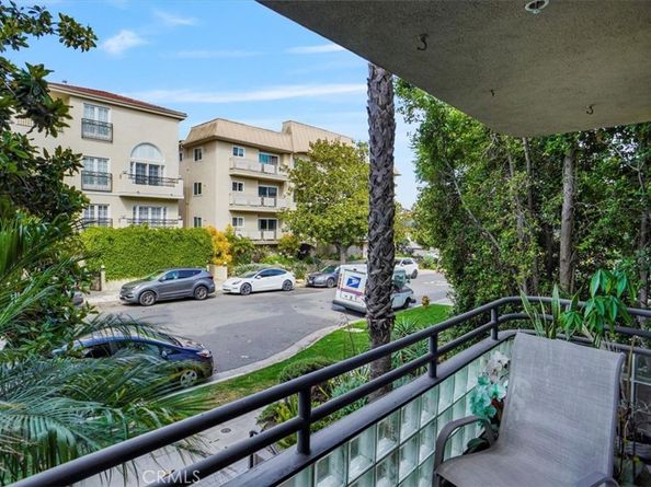 1819 Holmby Ave 104, Los Angeles CA 90025