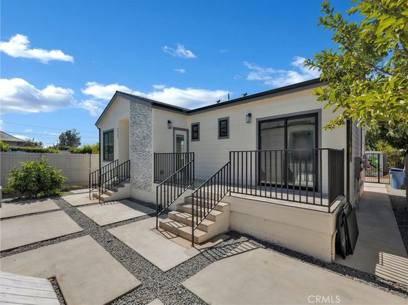2947 Dalton, Los Angeles CA 90018