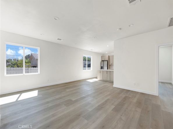 2947 Dalton, Los Angeles CA 90018