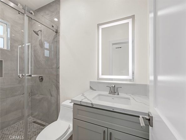 2947 Dalton, Los Angeles CA 90018