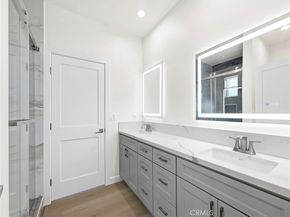 2947 Dalton, Los Angeles CA 90018