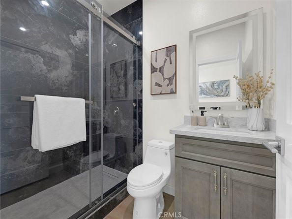 2947 Dalton, Los Angeles CA 90018
