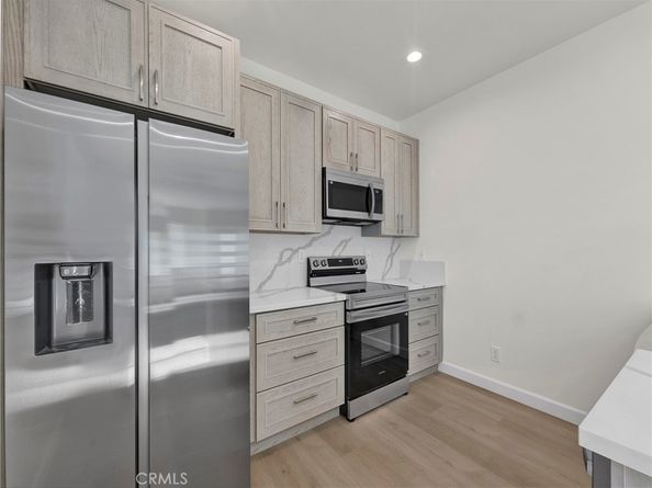 2947 Dalton, Los Angeles CA 90018