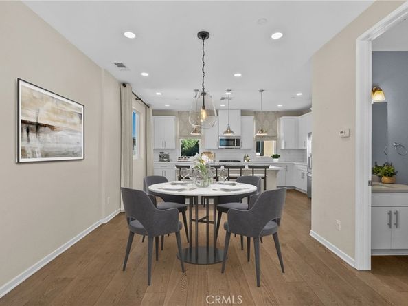 14729 Sherman Way, Van Nuys CA 91405