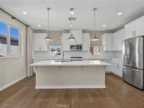 14729 Sherman Way, Van Nuys CA 91405