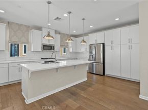 14729 Sherman Way, Van Nuys CA 91405