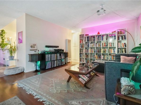 925 927 El Paso Drive, Highland Park CA 90042