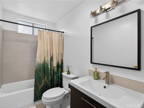 4542 San Andreas, Los Angeles CA 90065