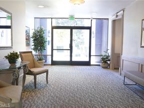5340 Yarmouth 205, Encino CA 91316