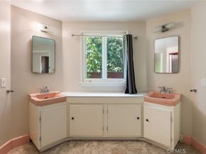 1601 Stone Canyon Road, Los Angeles CA 90077