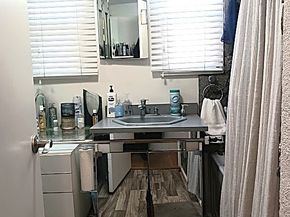 8715 S Van Ness, Inglewood CA 90305