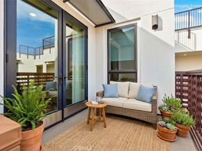 6030 Seabluff 505, Playa Vista CA 90094